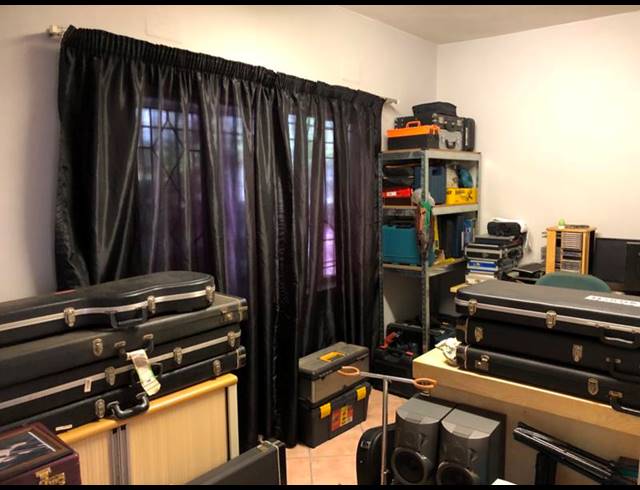 5 BEDROOM HOUSE FOR SALE IN GLENVISTA